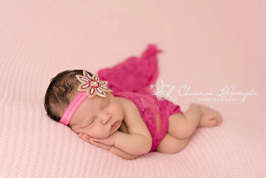 Stretch Lace Wrap in Hot Pink Fuschia